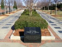 tmlkwalkoffame.jpg (13947 bytes)